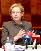 PISA: Wirtschaft bef�rchtet Abrutschen in Wohlstandsranking (13.12.2010, 0:00 Uhr)