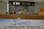 A-380 Check-In Schalter am Tag des Erstfluges von Z�rich nach Singapore
